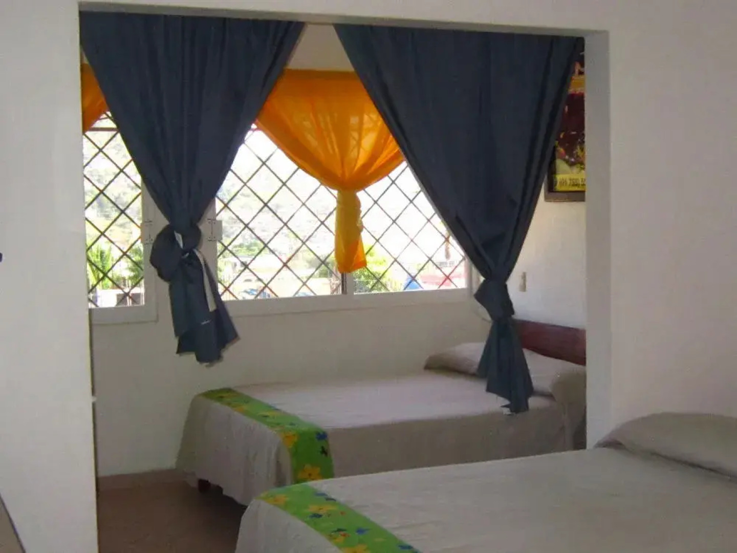 Hotel Villas Amarillas