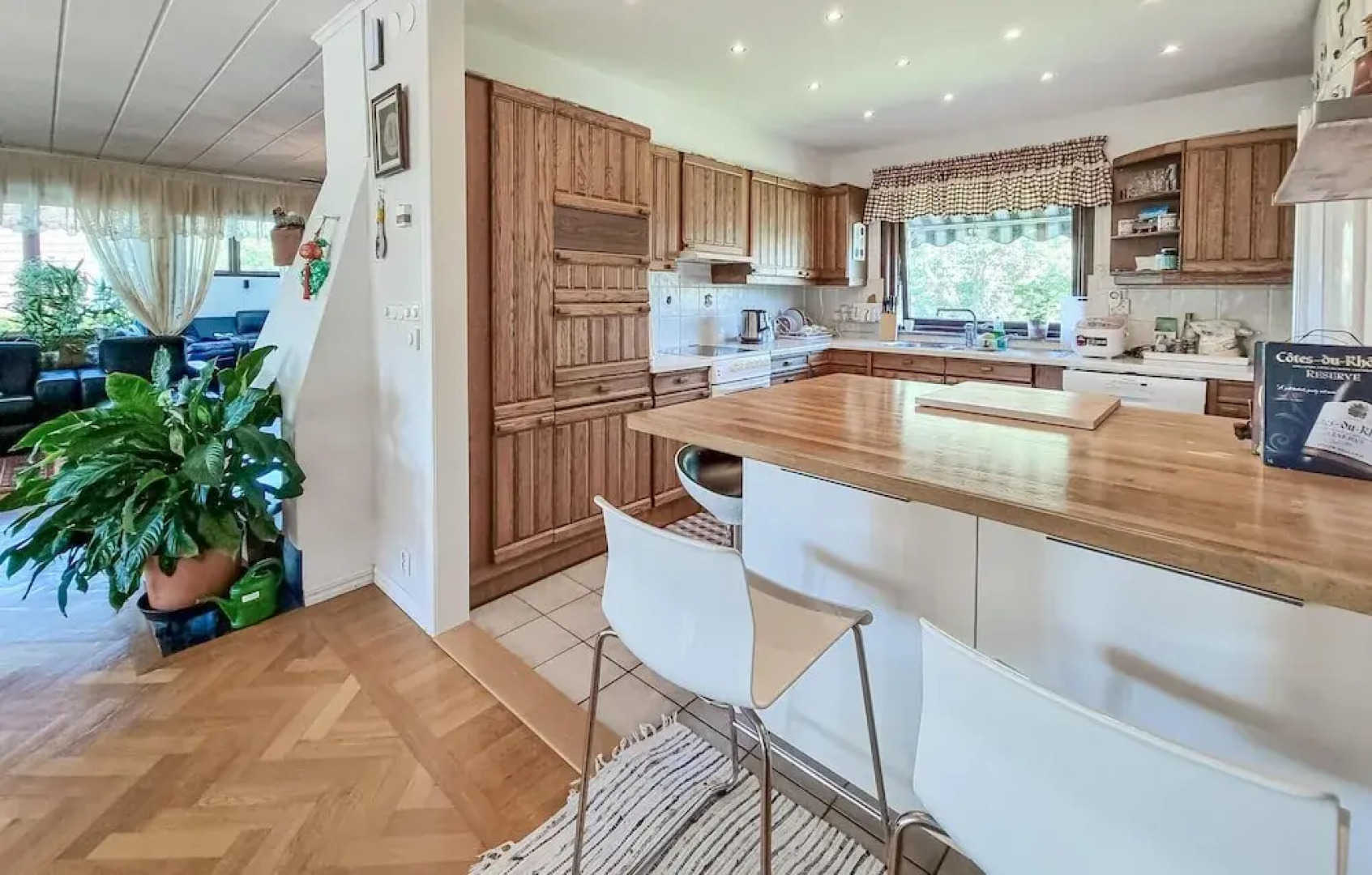 Nice Home in Västra Frölunda With Wifi and 3 Bedrooms