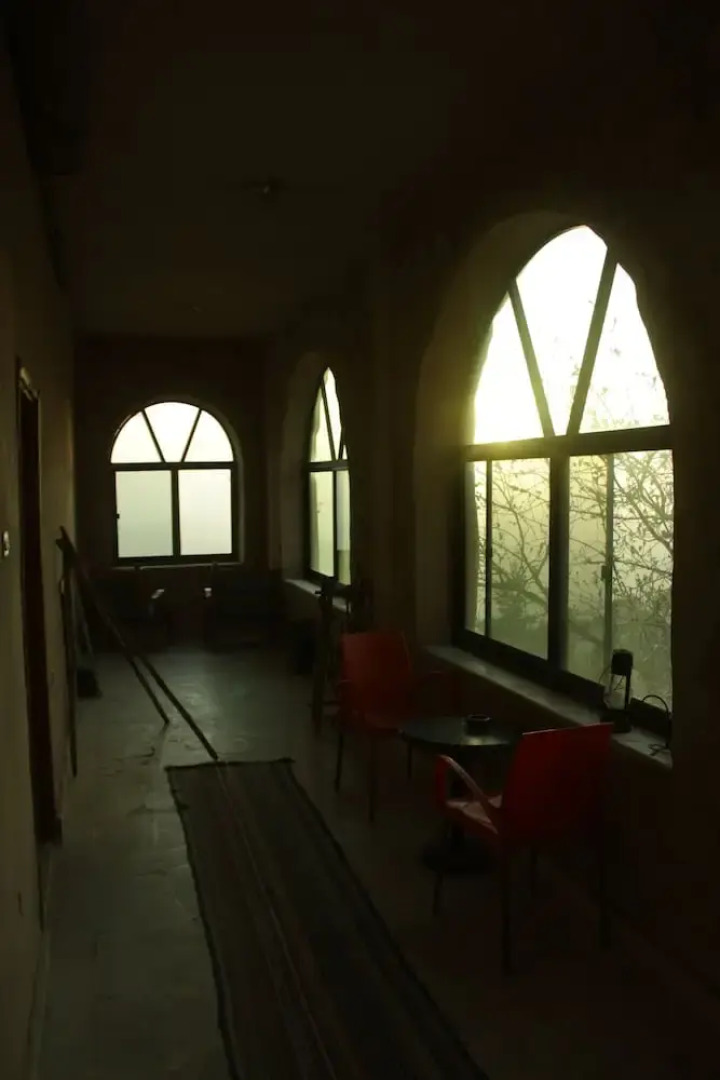 Oak Tree Castle Hostel