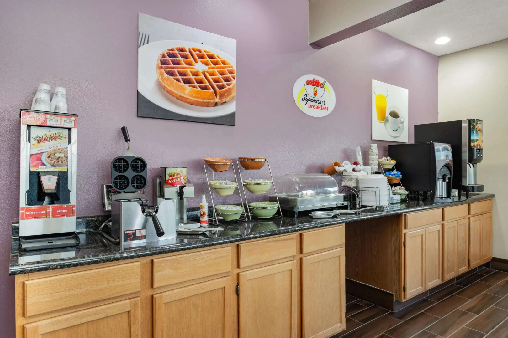 Super 8 by Wyndham Emmetsburg