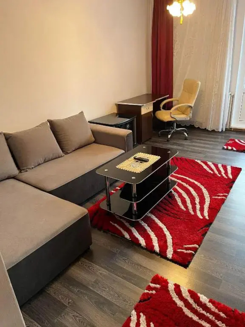 LA ALIS SI RAISA! Apartament cu 2 camere!