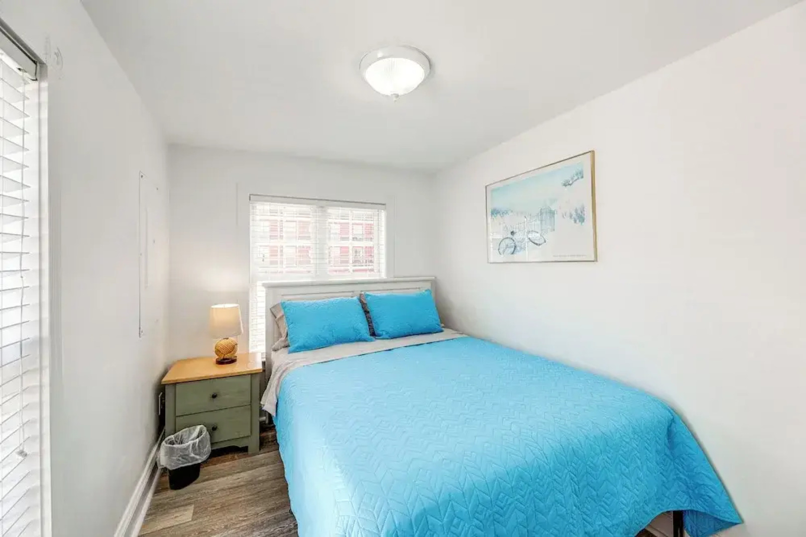 Steps to Shore: Newly Renovated Dewey Beach Home!