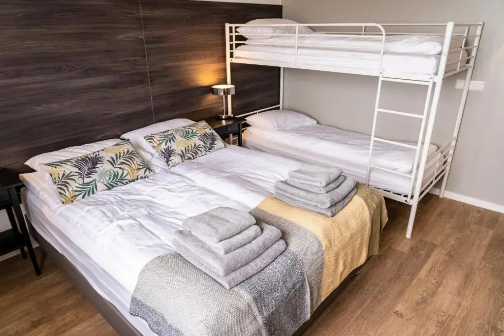 Black Beach Guesthouse