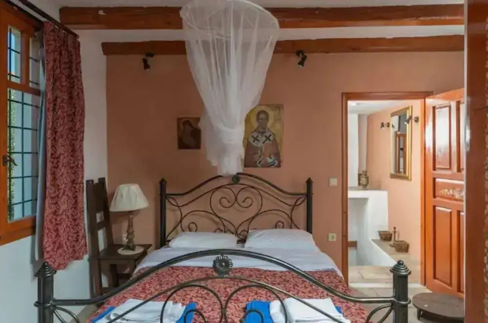 The Traditional Homes of Crete - Almond Tree Villas