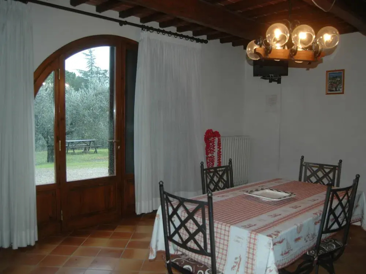Elegant Apartment in Castelfiorentino With Swimming Pool