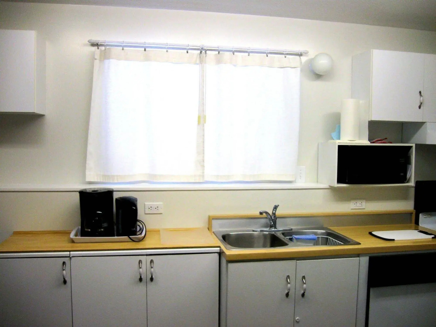 1 Of A Kind Sculpture B&B