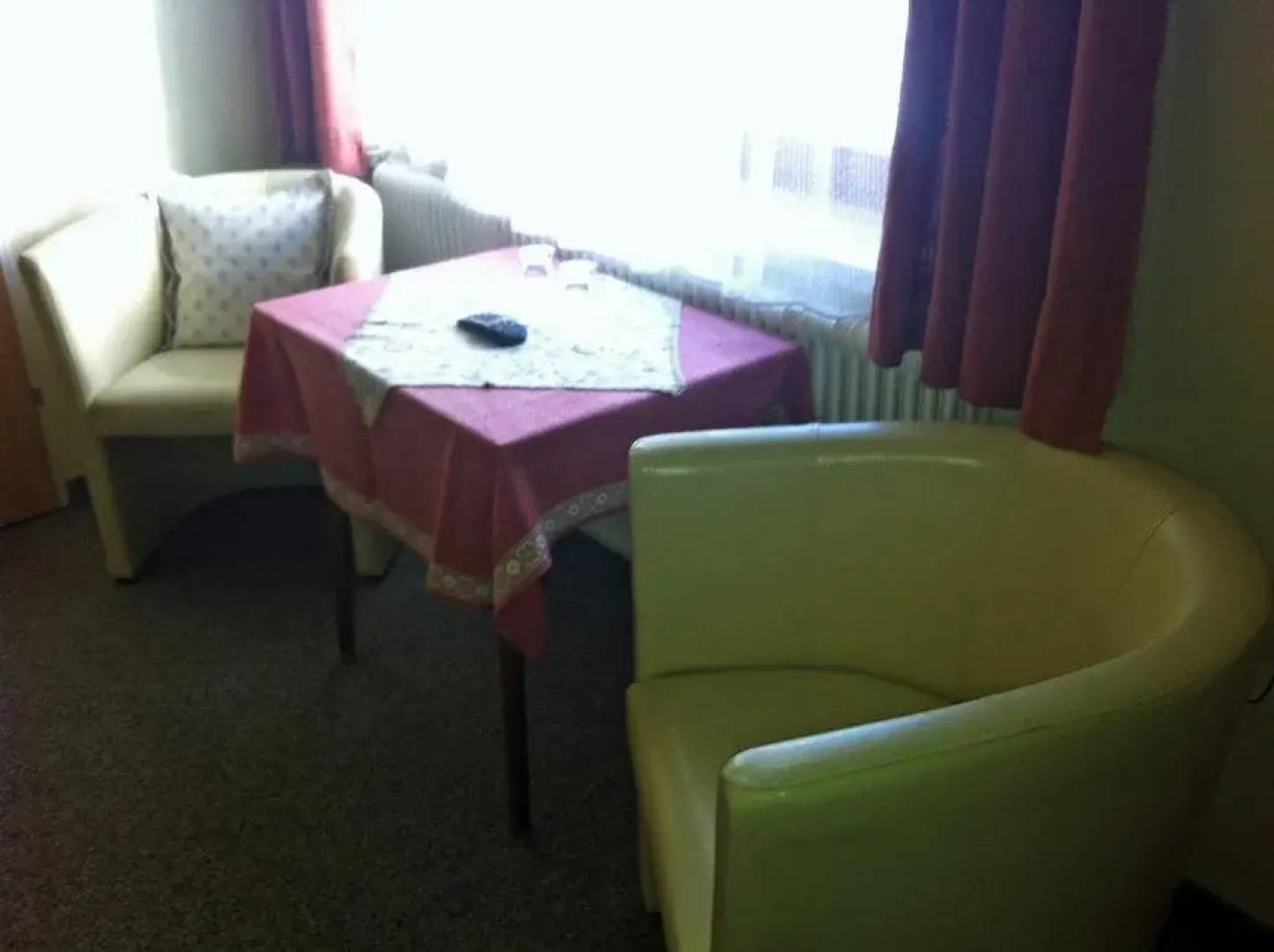 Gasthof Zum Niederhaus - Familie Perthold