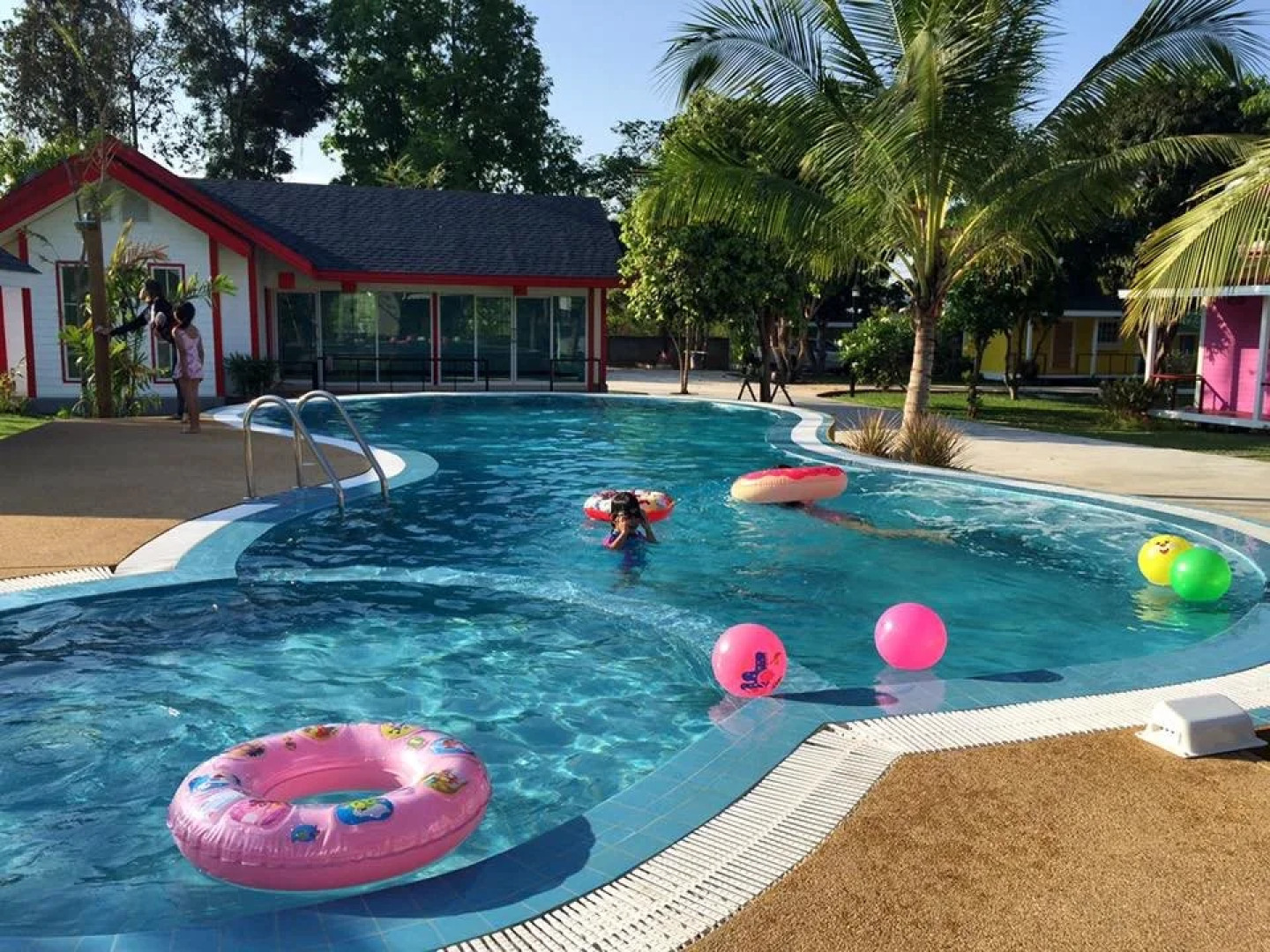 Full Frame Resort by OYO