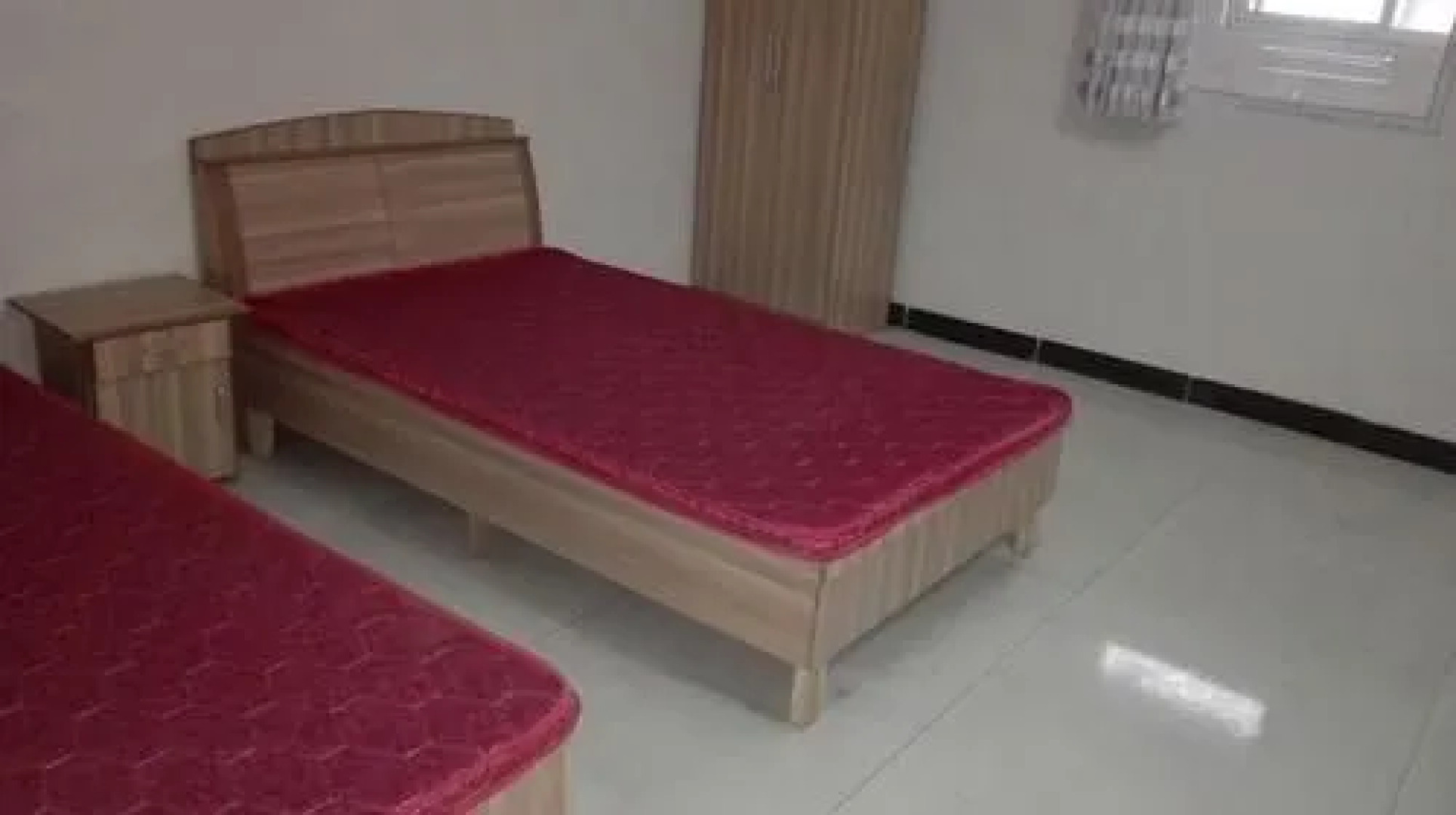 Kaifeng Yaxuange Apartment