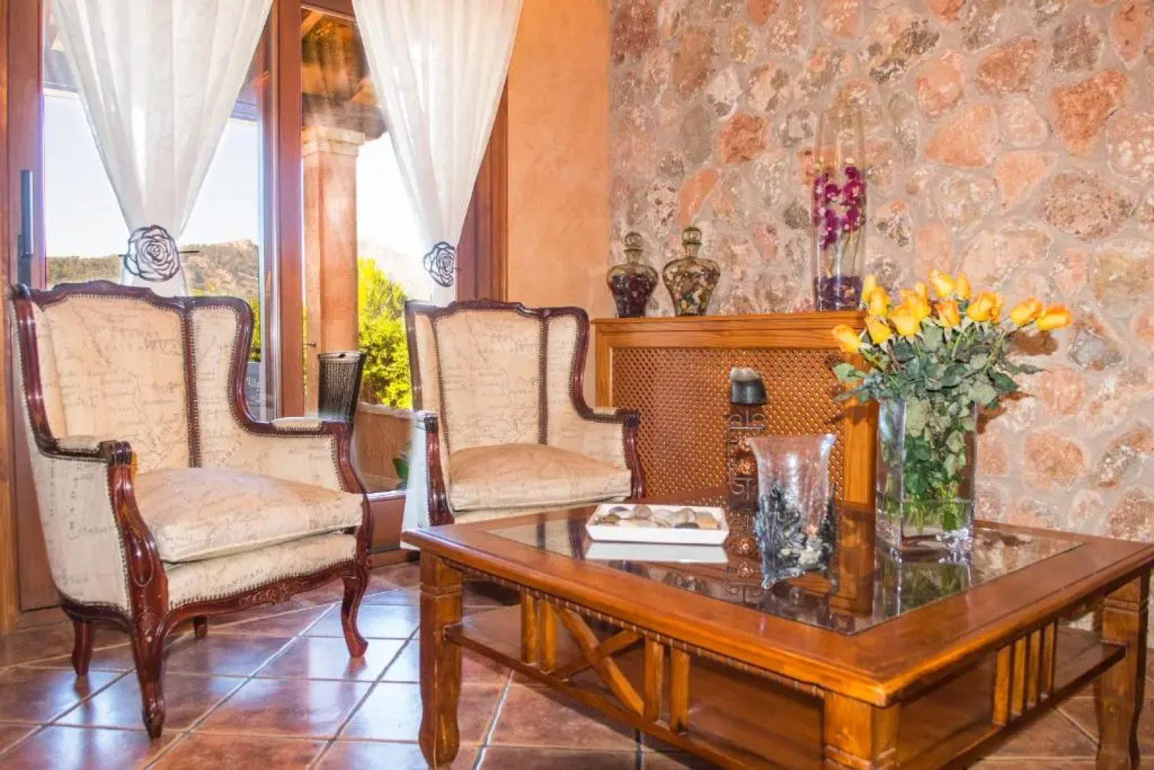 Alzina Villa 5 bedrooms with pool in Sa Coma Bunyola at the foot of the Sierra de Tramuntana but close to Palma