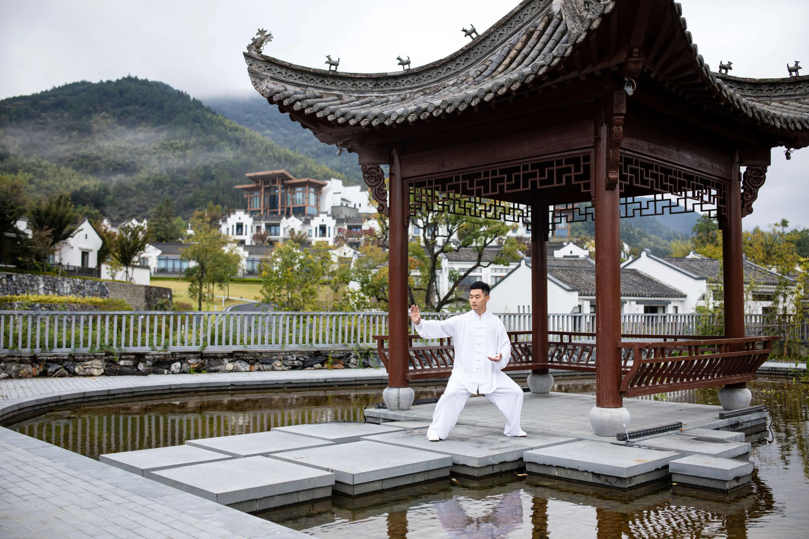 Banyan Tree Huangshan