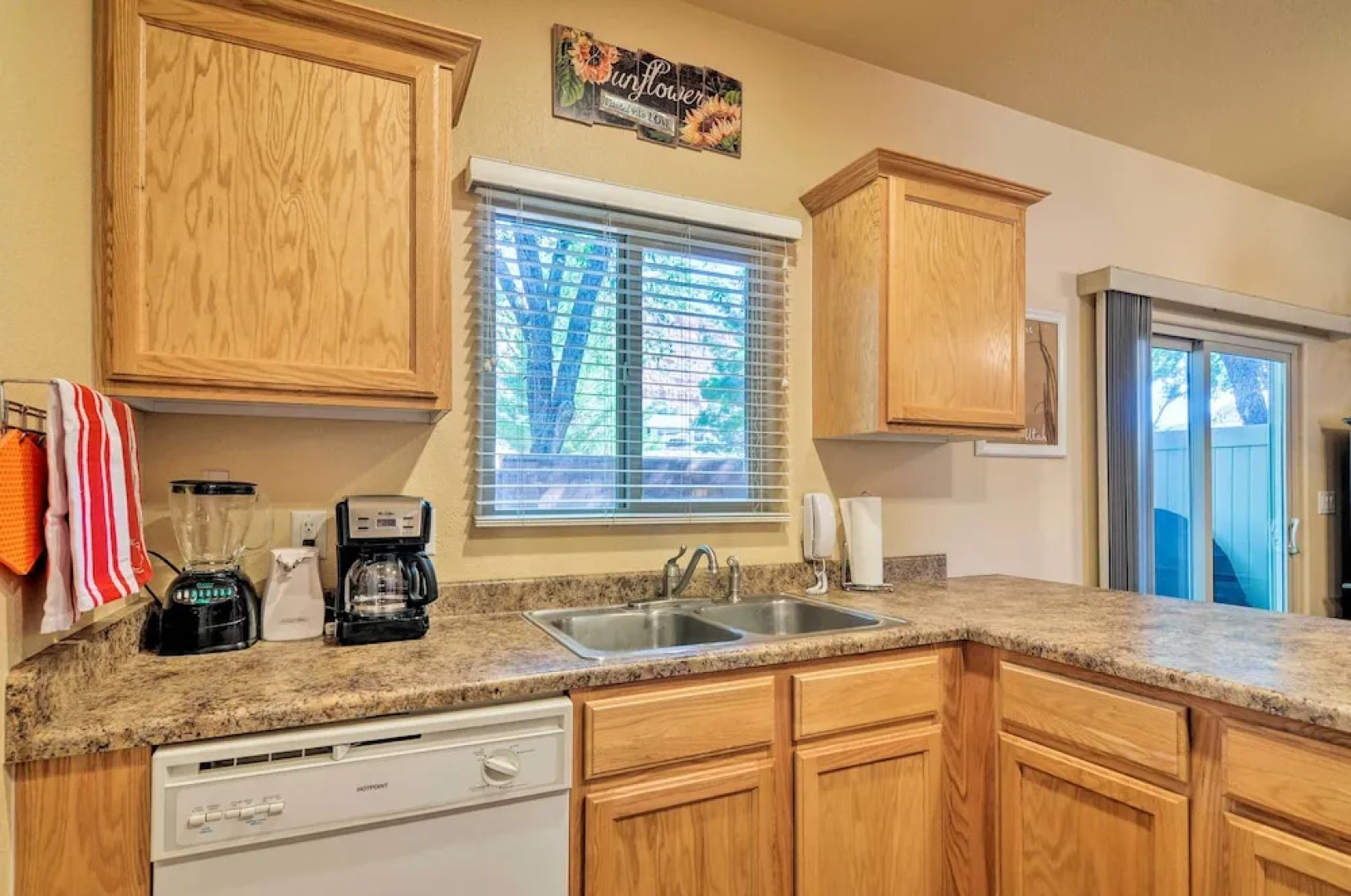 Kanab Condo w/ Pool & AC < 1 Mi to Attractions!
