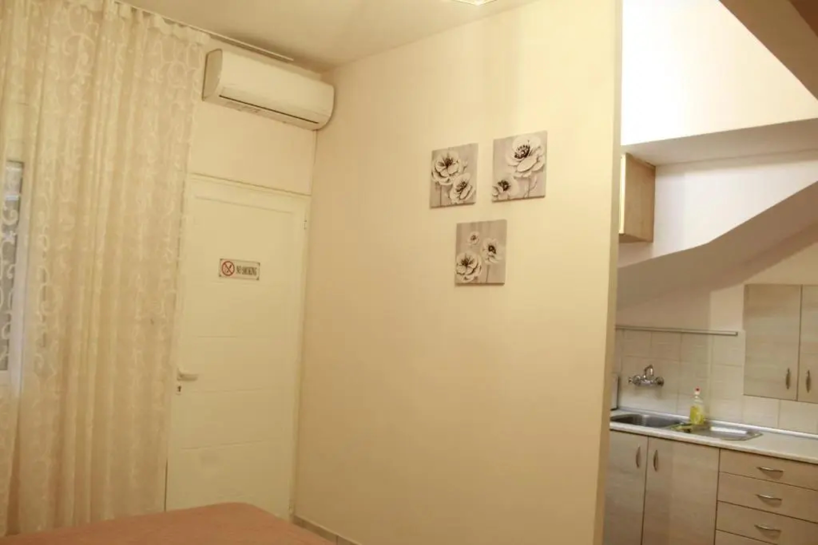 Apartment Eirina