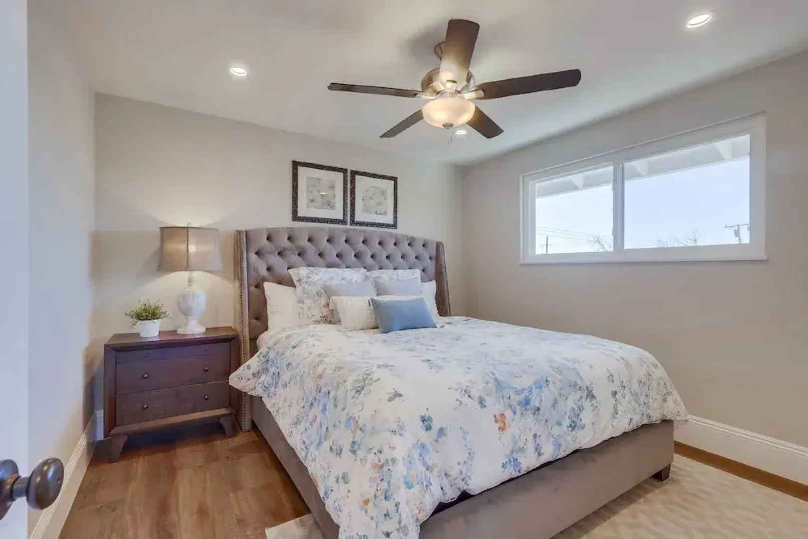 Gorgeous Upgraded 5 Bedroom & 3 Bath Home with pool