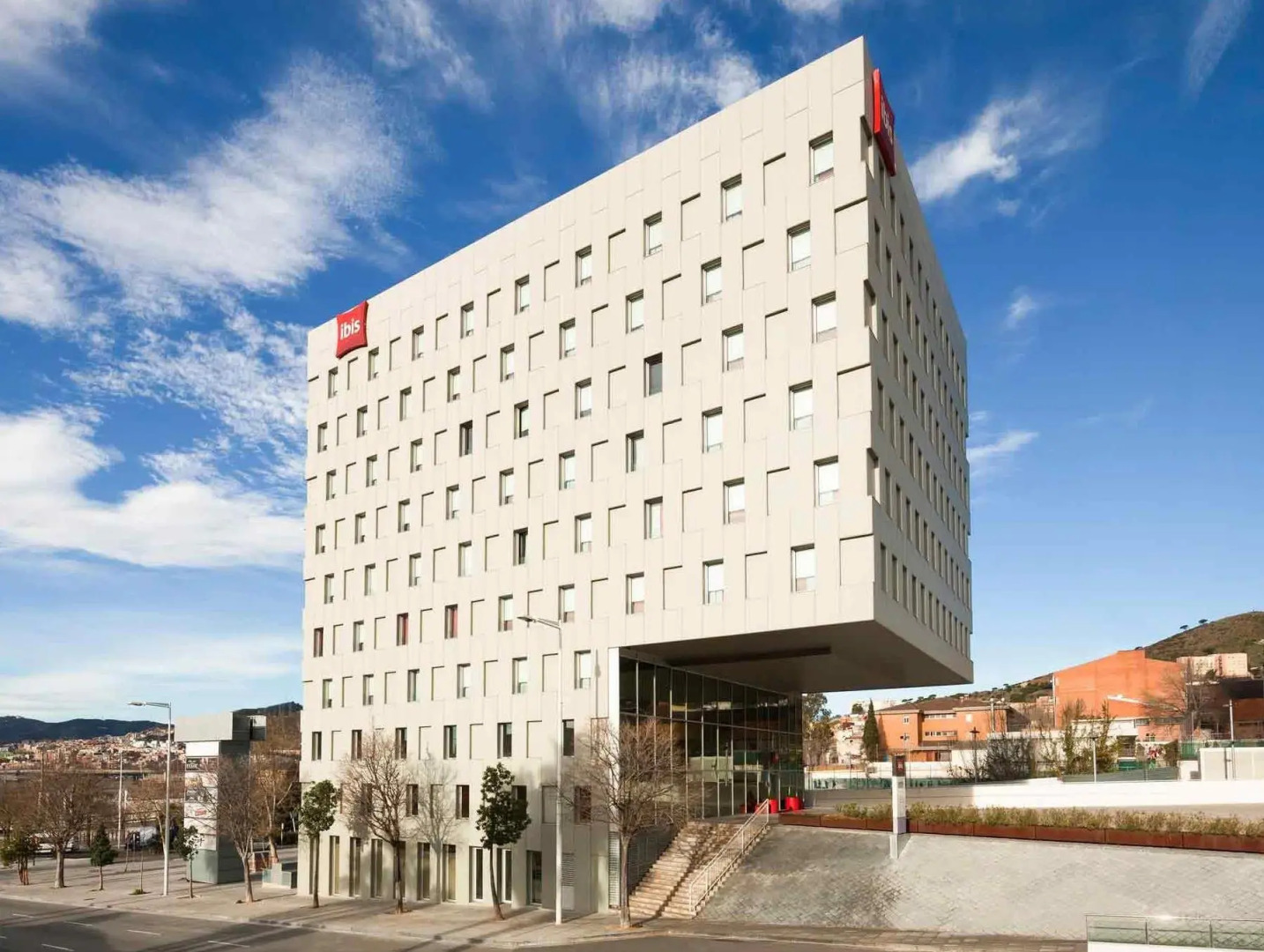 ibis Barcelona Santa Coloma