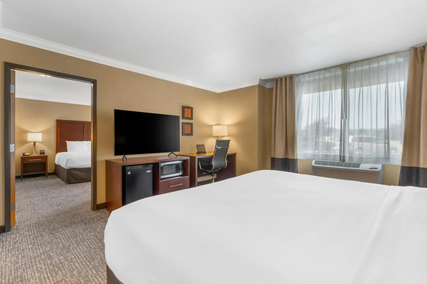 Comfort Inn & Suites Redwood Country