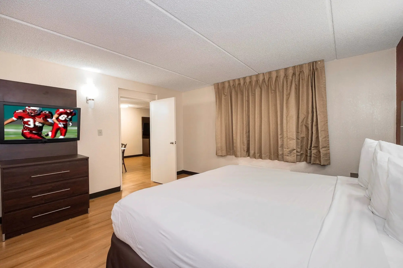 Red Roof Inn PLUS+ & Suites Knoxville West-Cedar Bluff