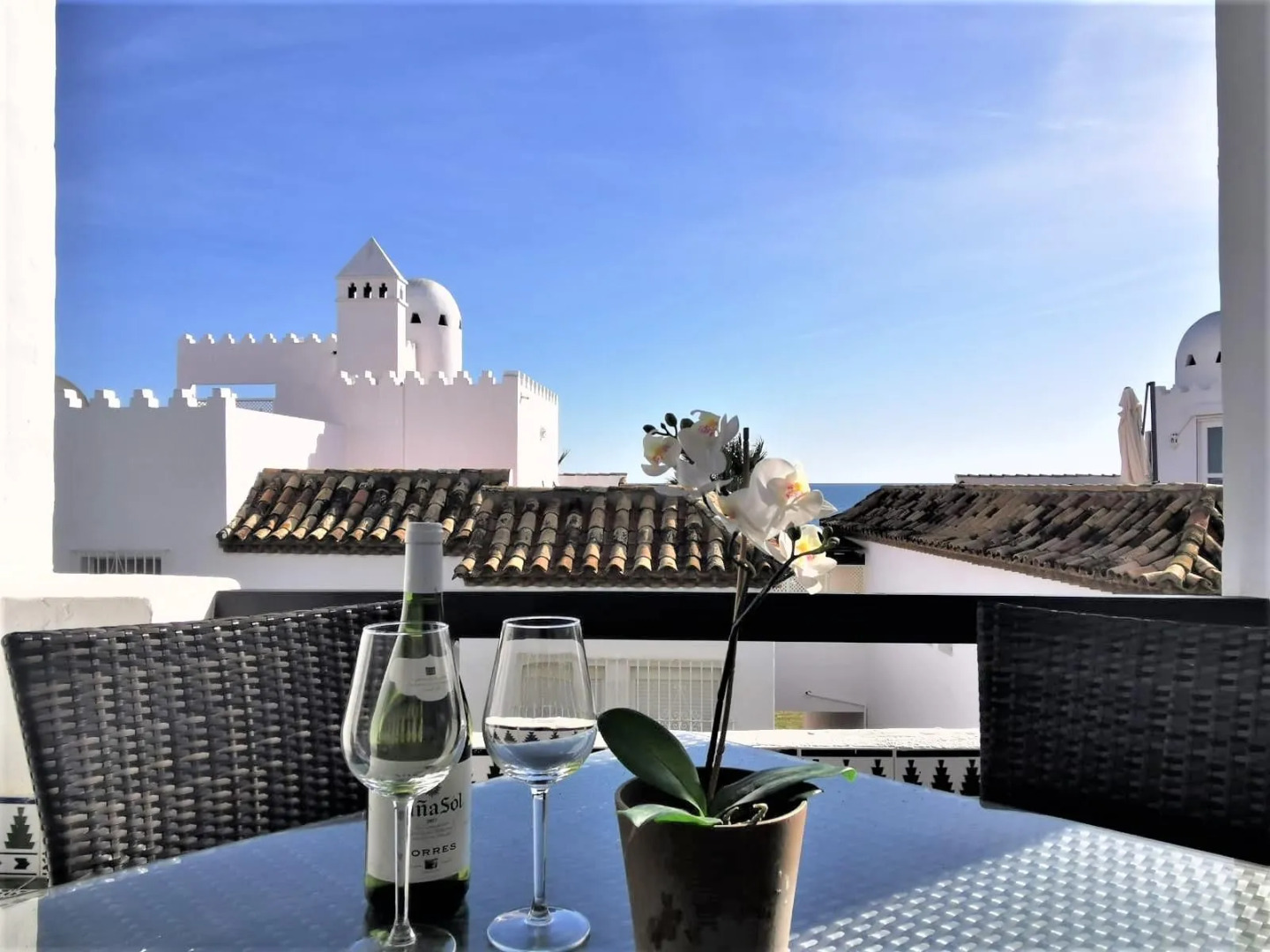 Stunning beachside apartment - Playa Lucera - Mijas Costa - CS126