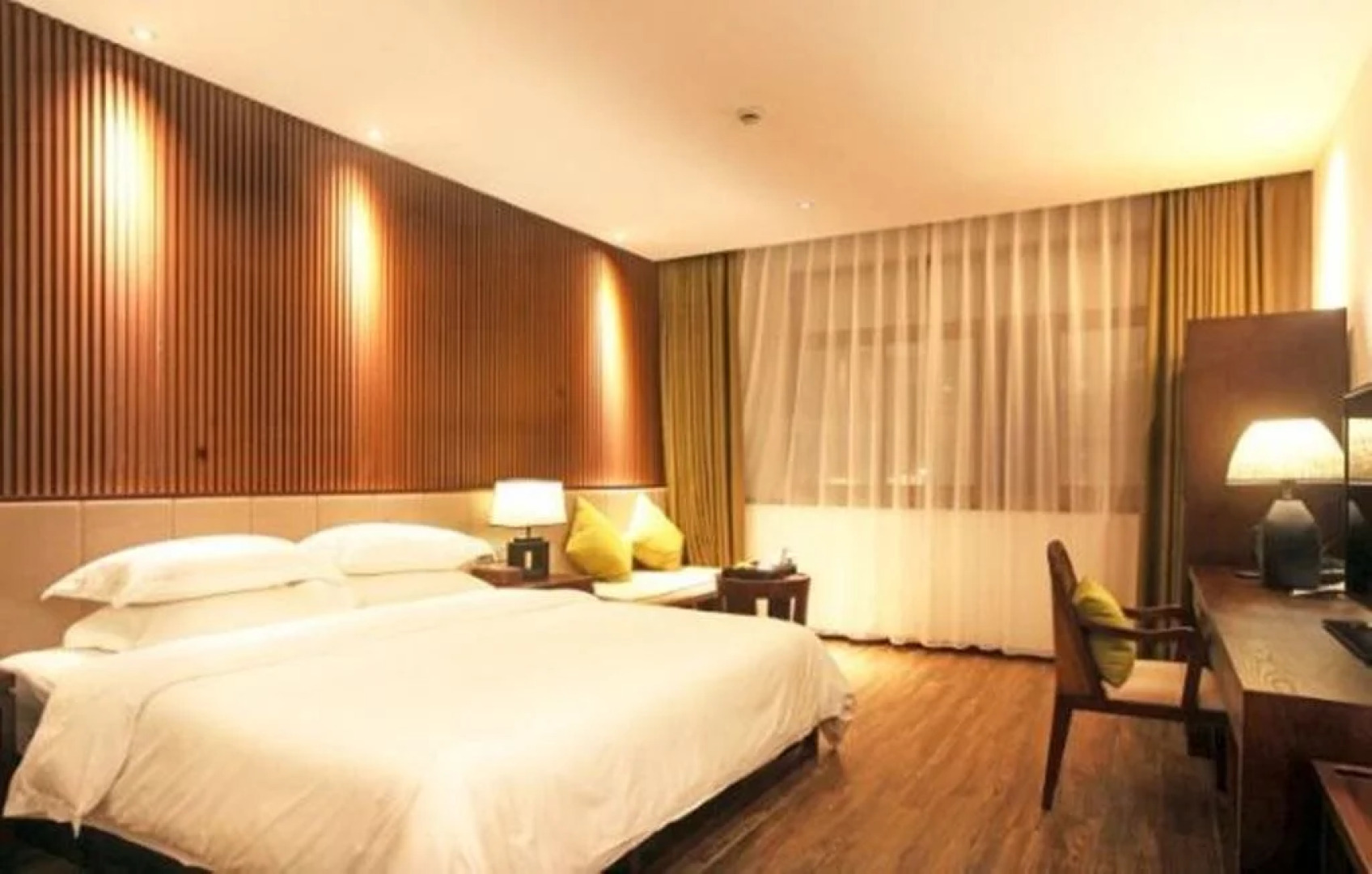 Baoting Tianyi Boutique Hotel