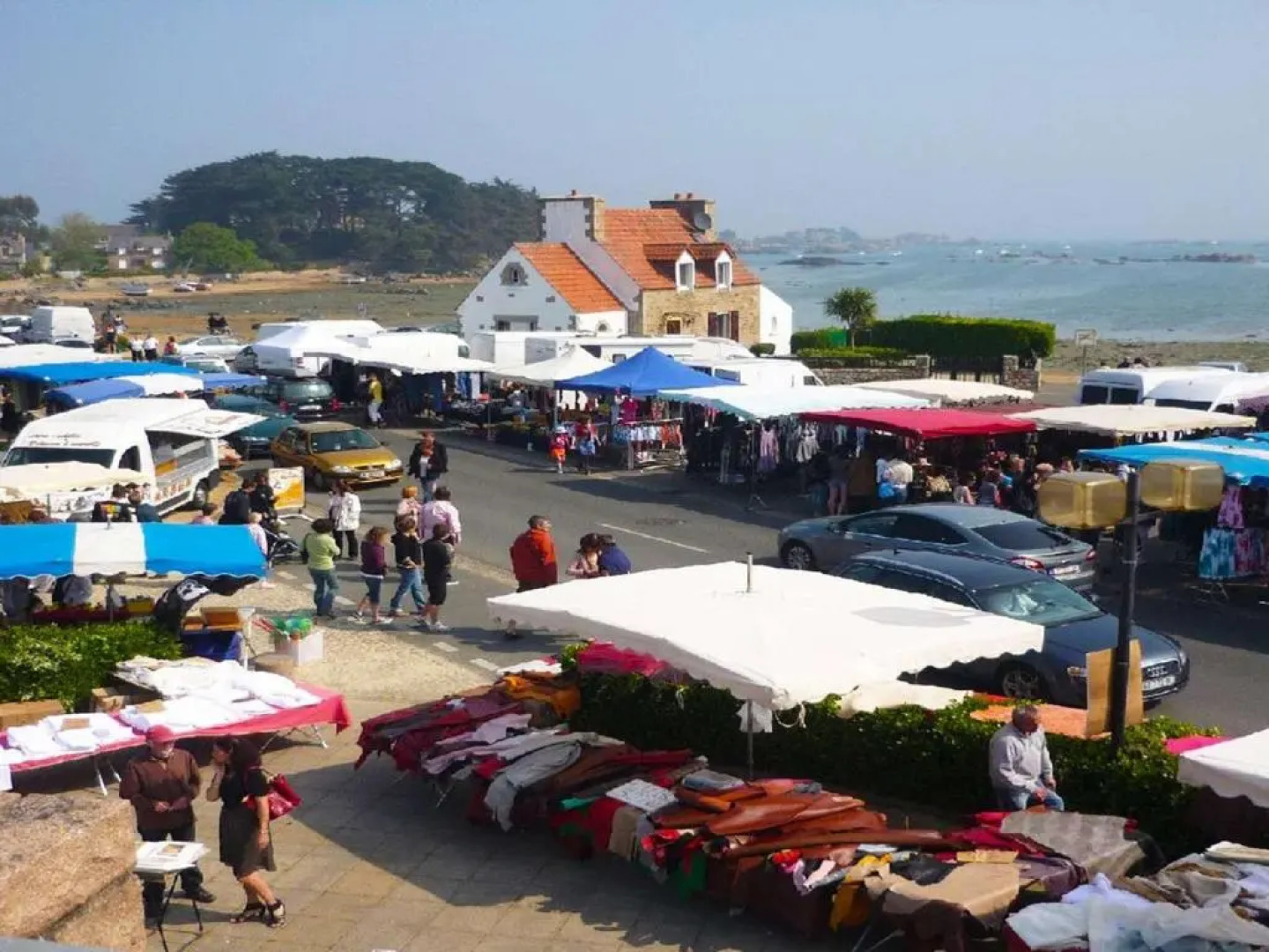 Maison Trégastel, 3 pièces, 4 personnes - FR-1-542-35