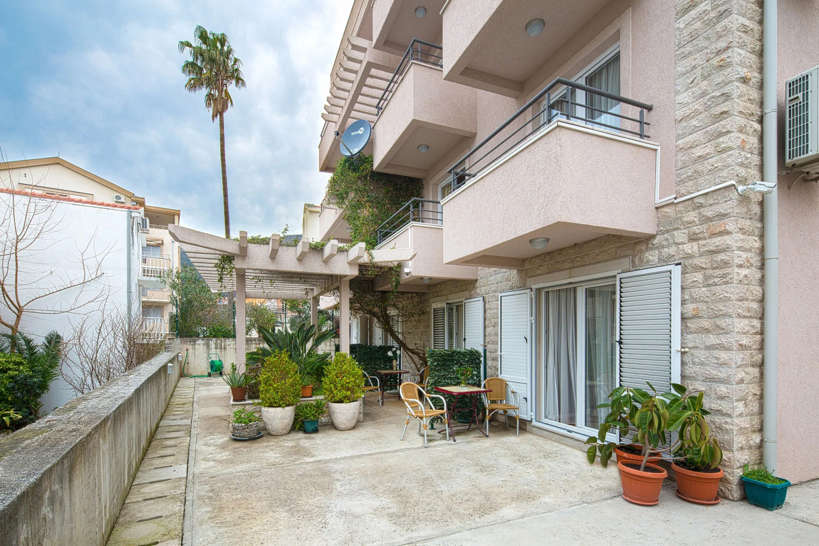 Petrovac Holiday Apartments