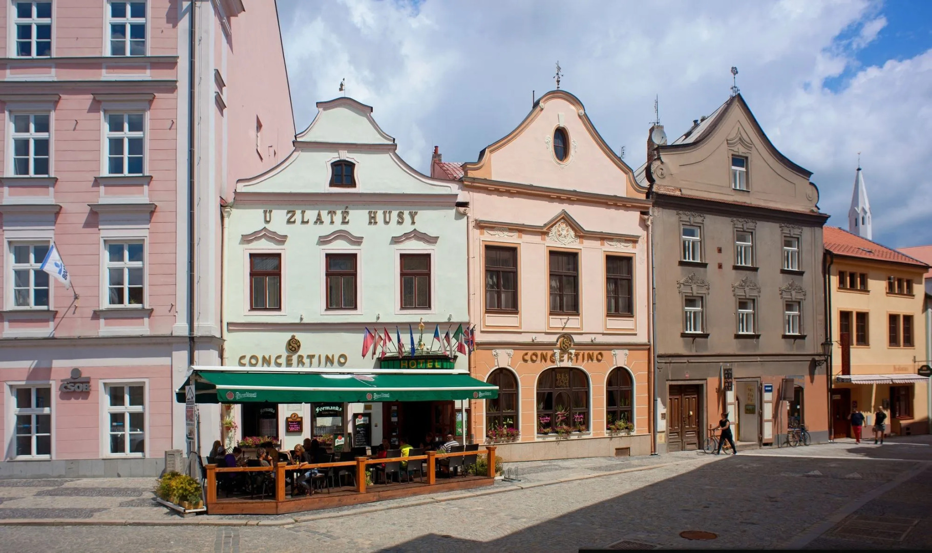 Hotel Concertino Zlatá Husa