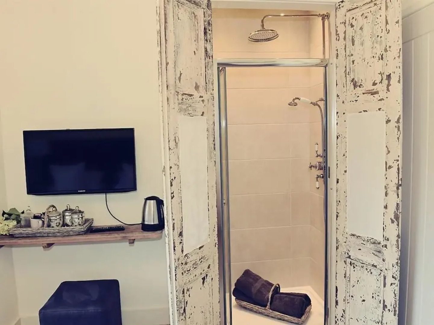 The Village Inn Buriton