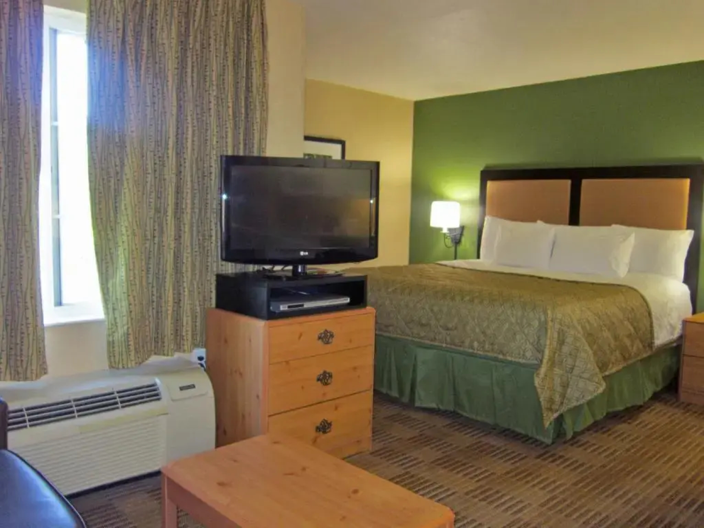 Extended Stay America Suites - Boston - Waltham - 32 4th Ave