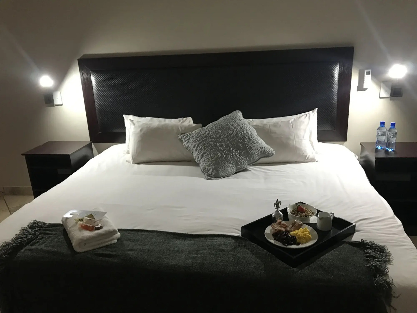 Manor Hills Guest Lodge