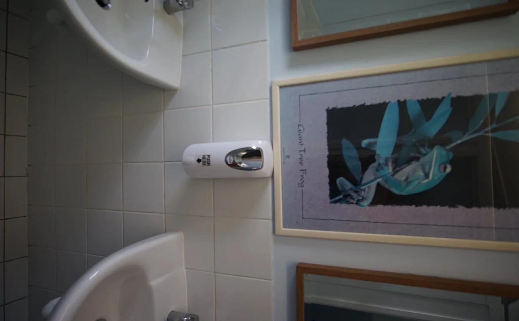 Travellers Paradise Heritage Historical Place - Hostel