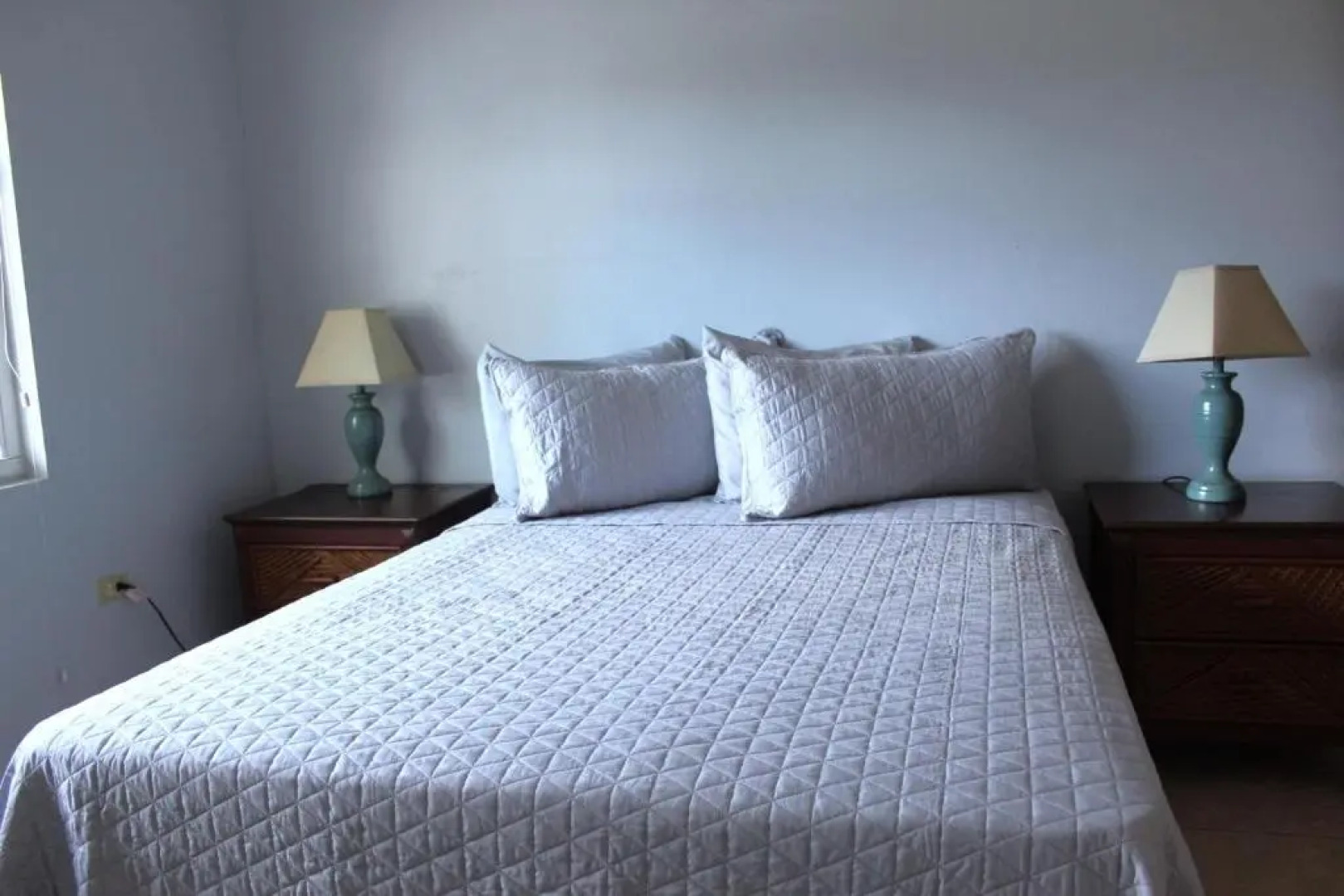 Ocean Terrace 202 - a block from Sandy Beach