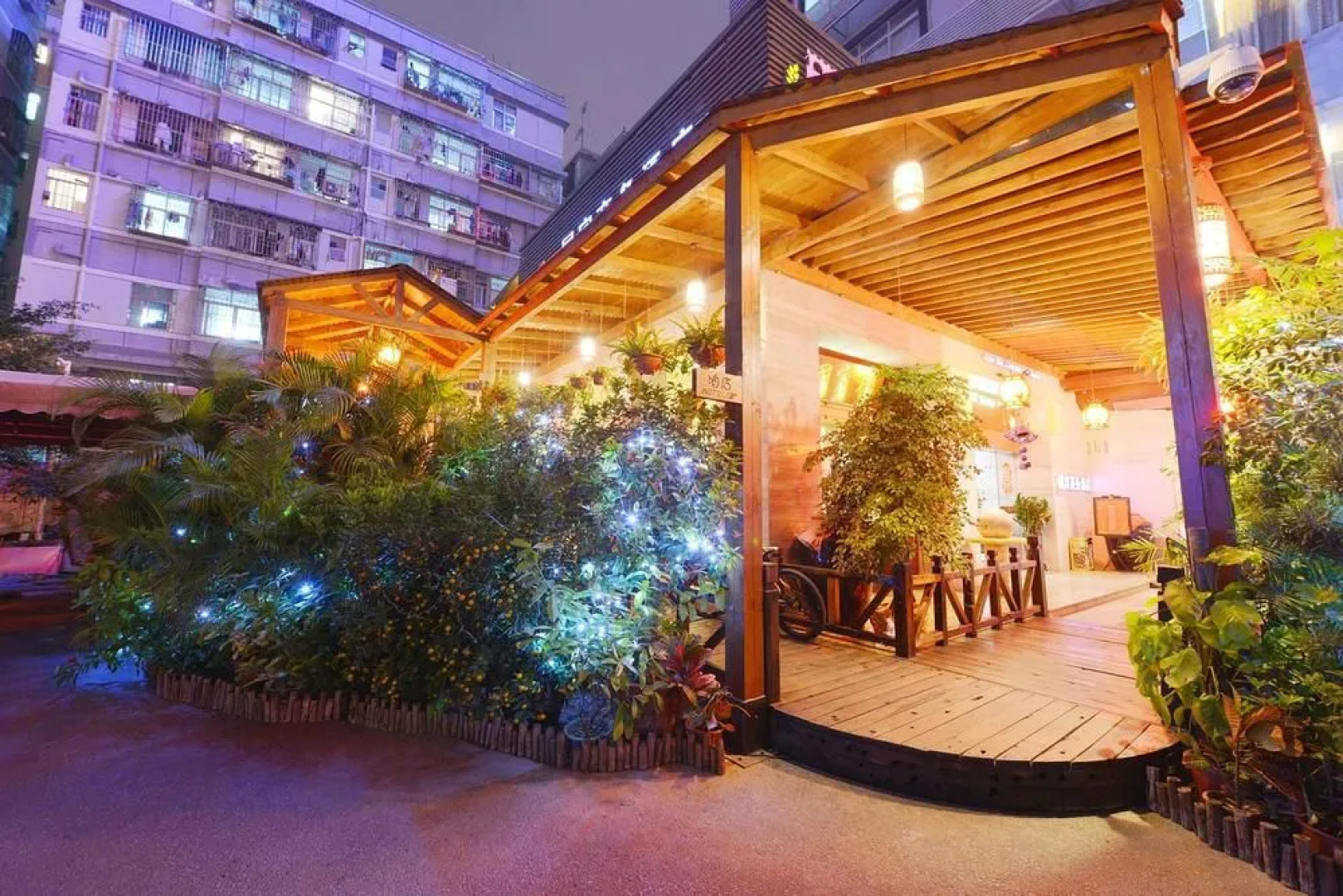 Dingnan Longhui Hotel