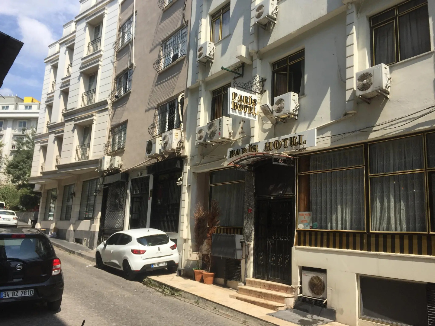 Istanbul Paris Hotel & Hostel