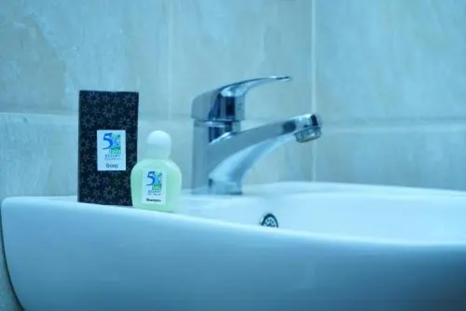 Esakki Resort Fivefalls