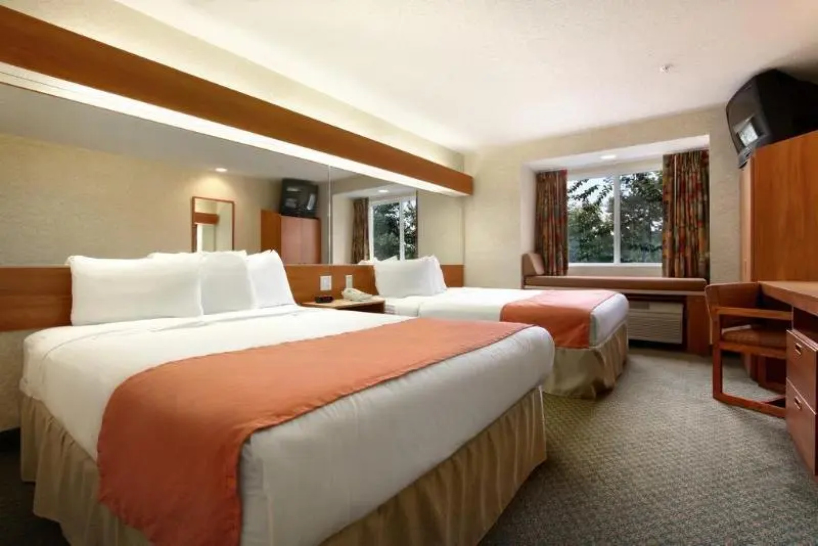 Microtel Inn and Suites Brunswick