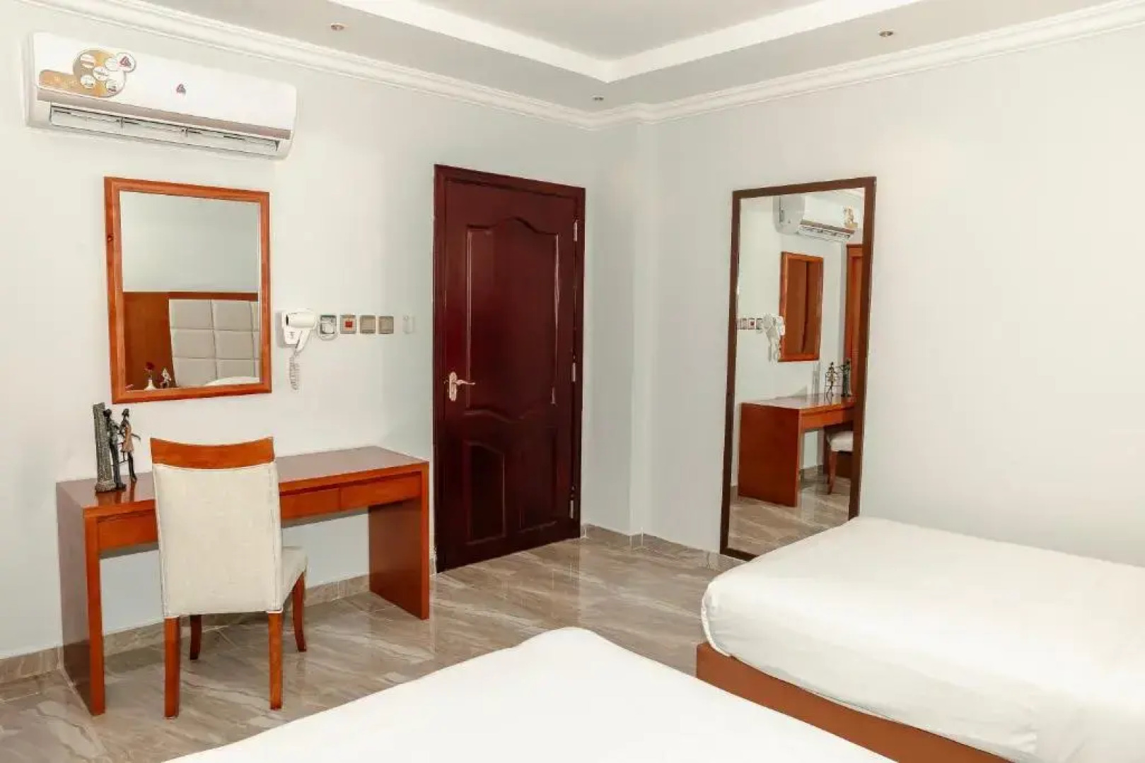 بروج السالمية للشقق المخدومة