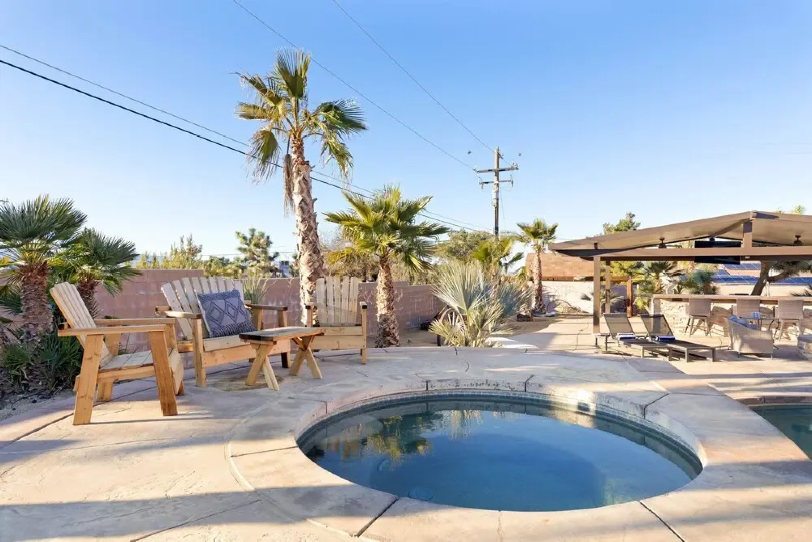 Playa Sol by Avantstay Jtree Oasis w/ Hot Tub & Pool!