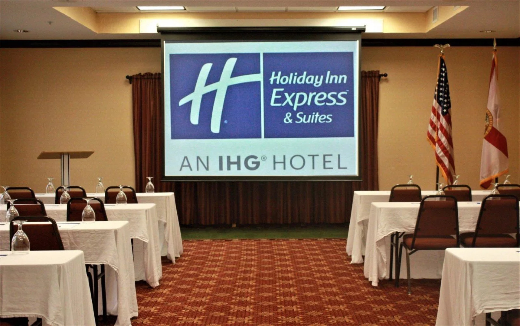 Holiday Inn Express & Suites Spring Hill by IHG