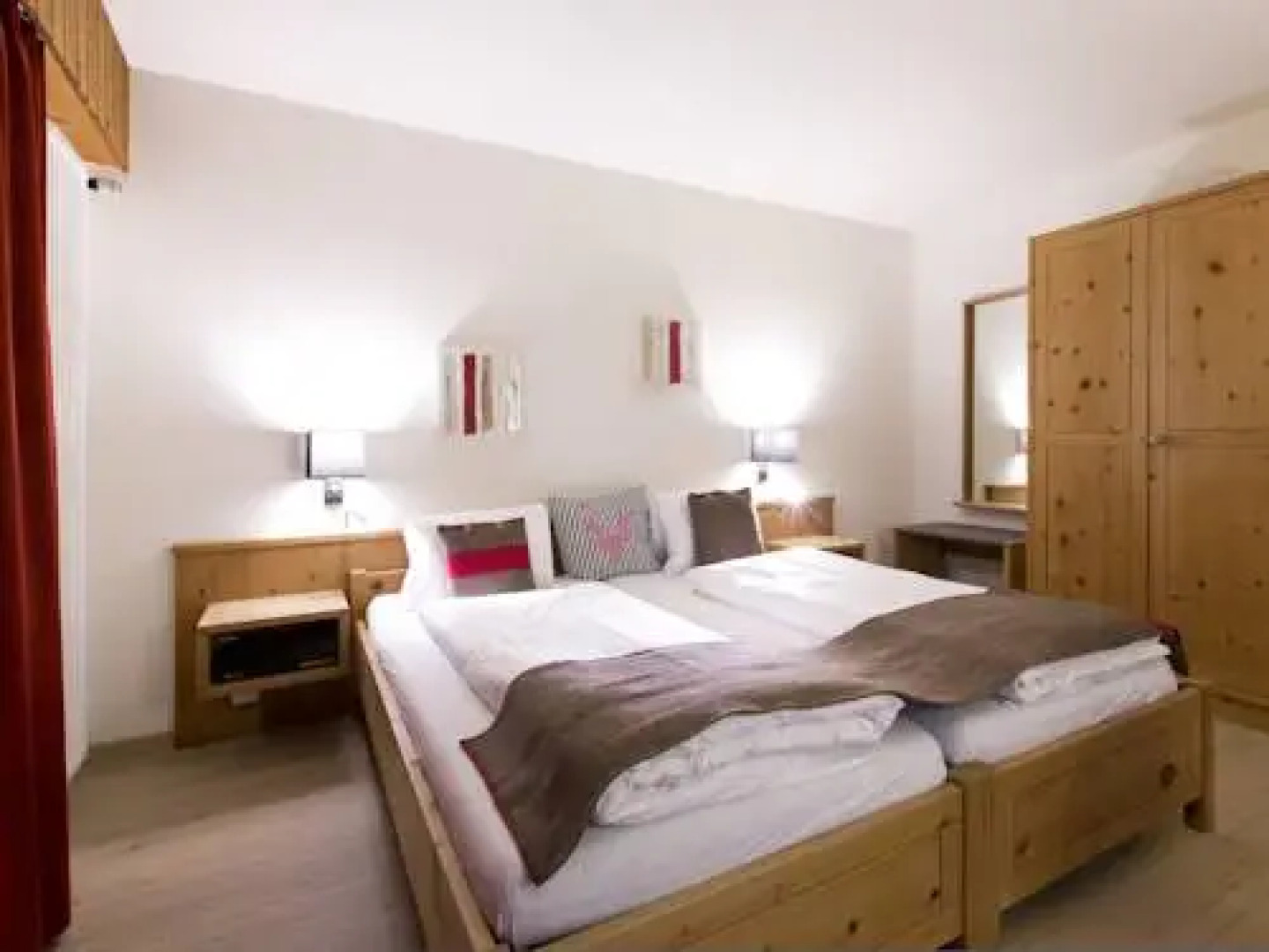 Hotel Crusch Alba Swiss Lodge