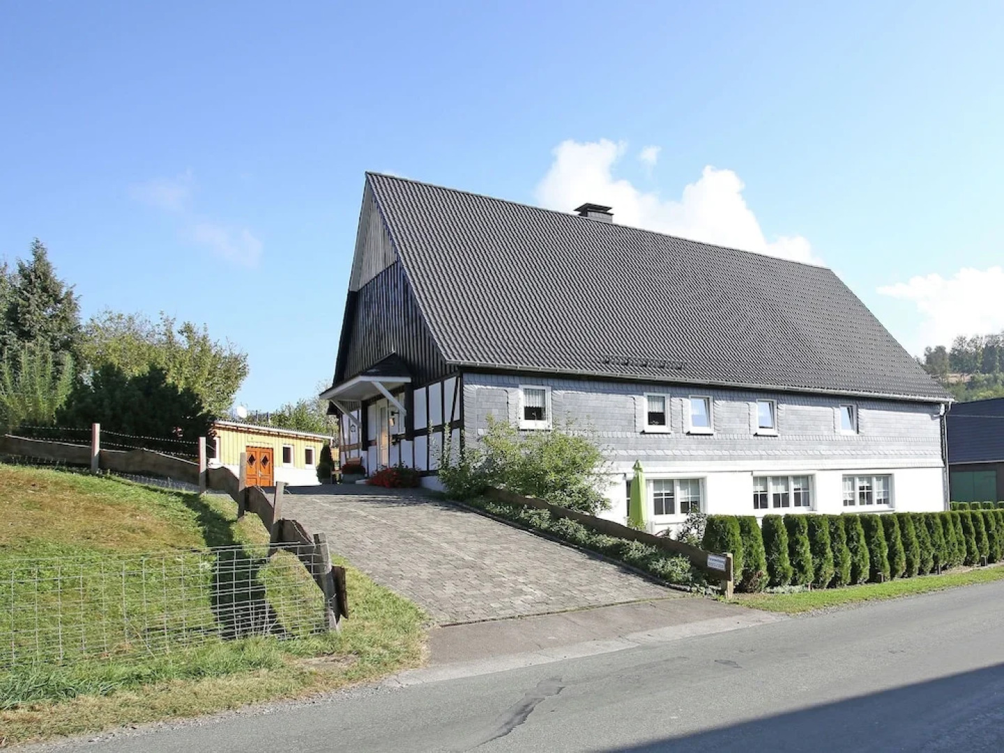 Apartment in the Sauerland Region on a Farm with Animals And Private Terrace