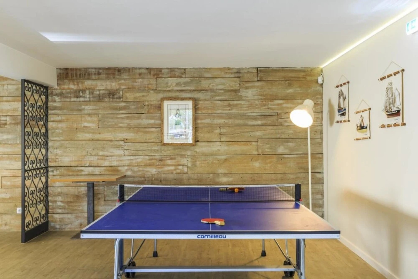 Property With 10 Bedrooms in Quelfes, With Wonderful sea View, Private