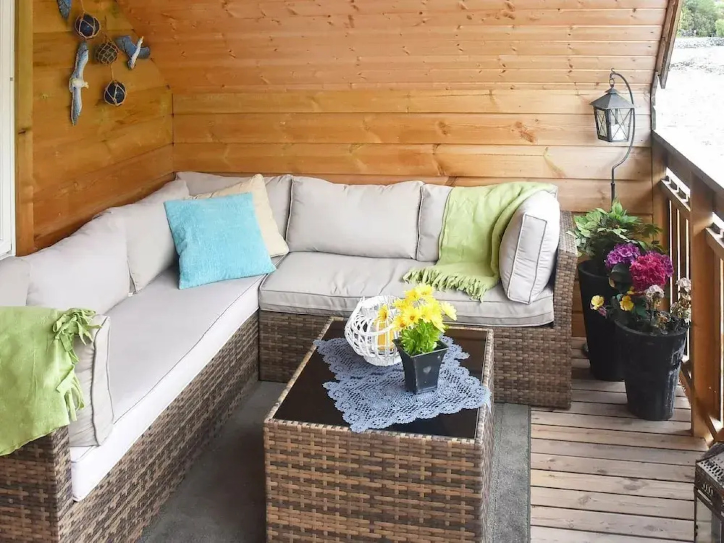 Seaside Serenity in Leirvik-by Traum