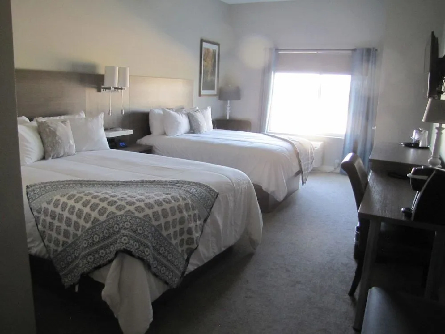 Lakes Inn at Dunvilla