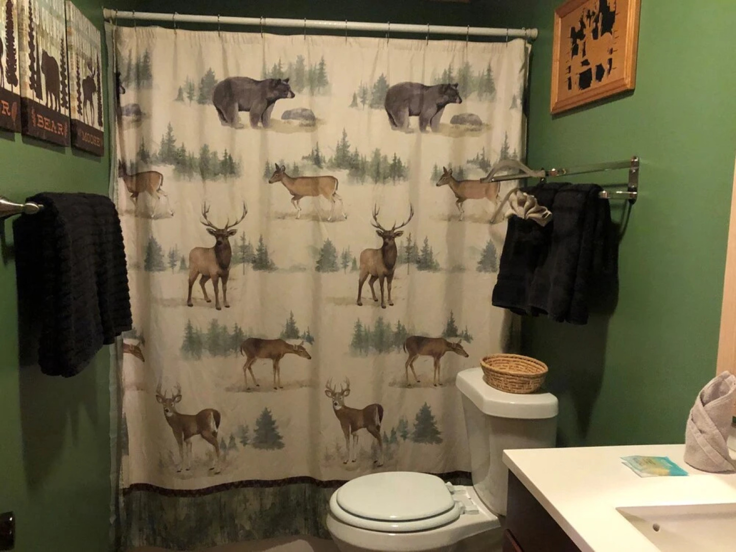 Amazing Dreams 2 Bedroom Cabin by RedAwning