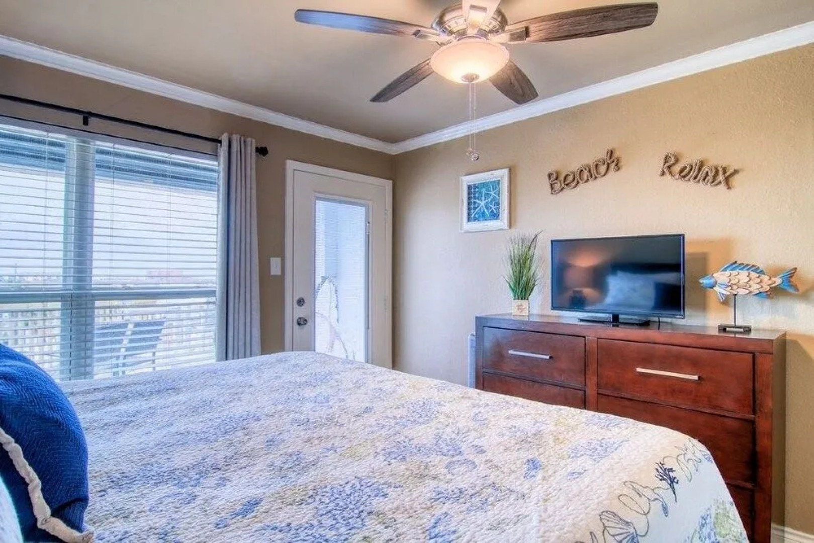 Footprints In The Sand - 2 Br Condo
