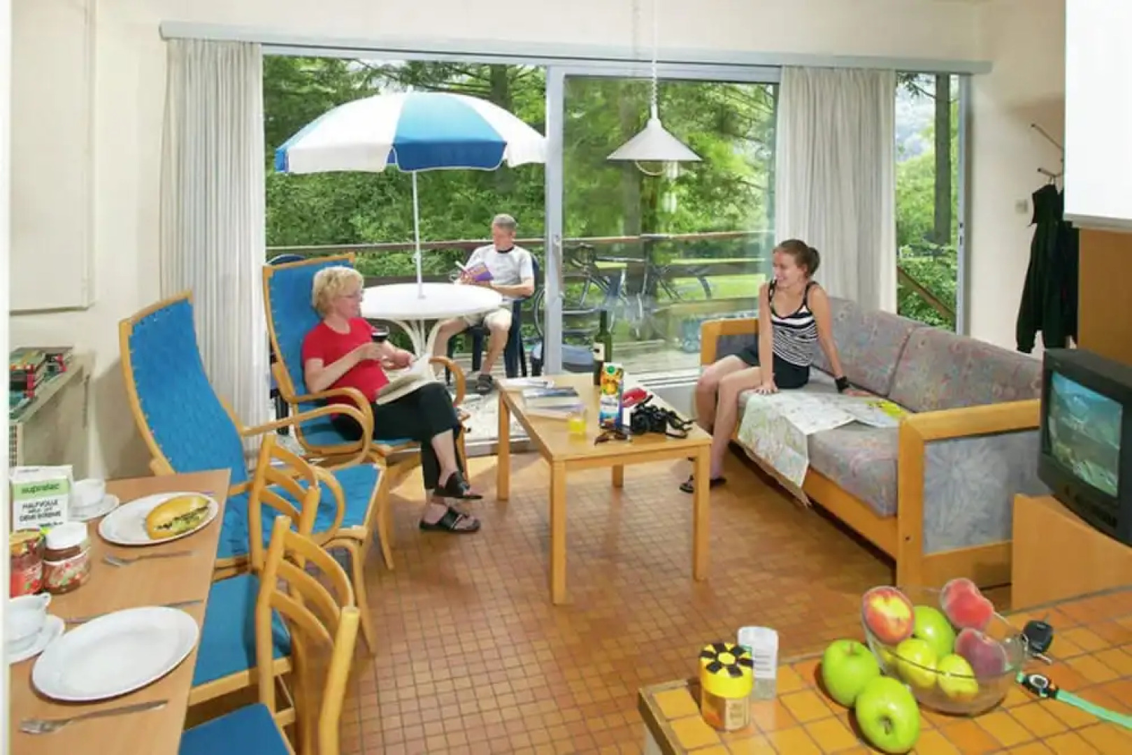 Cozy, Carefully Furnished Bungalow Near the Maas