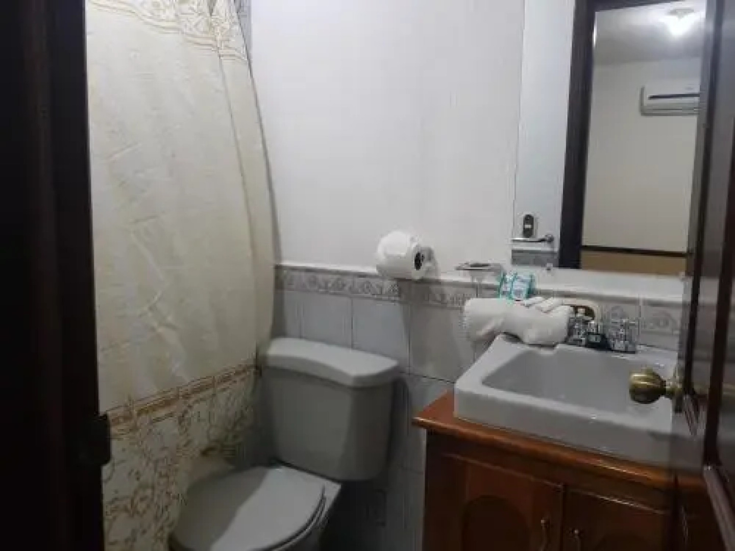 Hotel y Restaurante Cafe De Paris