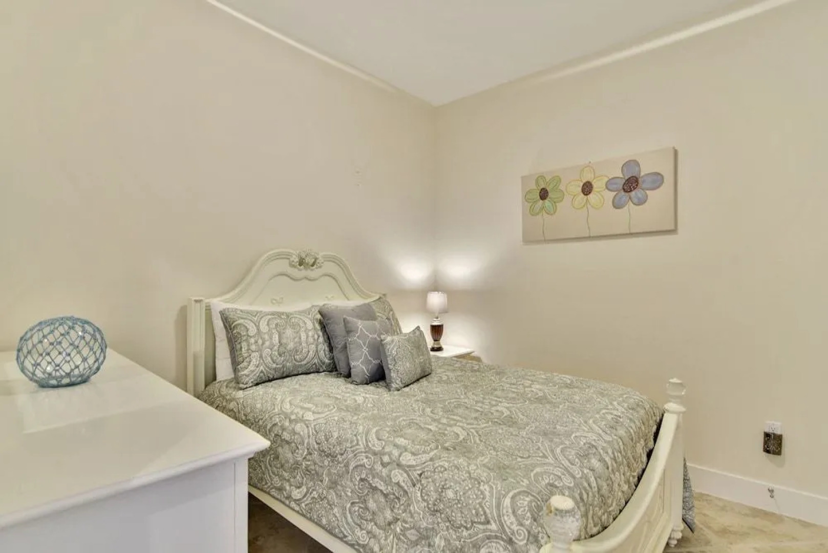 Diamond Beach 506 - Seaglass Treasure