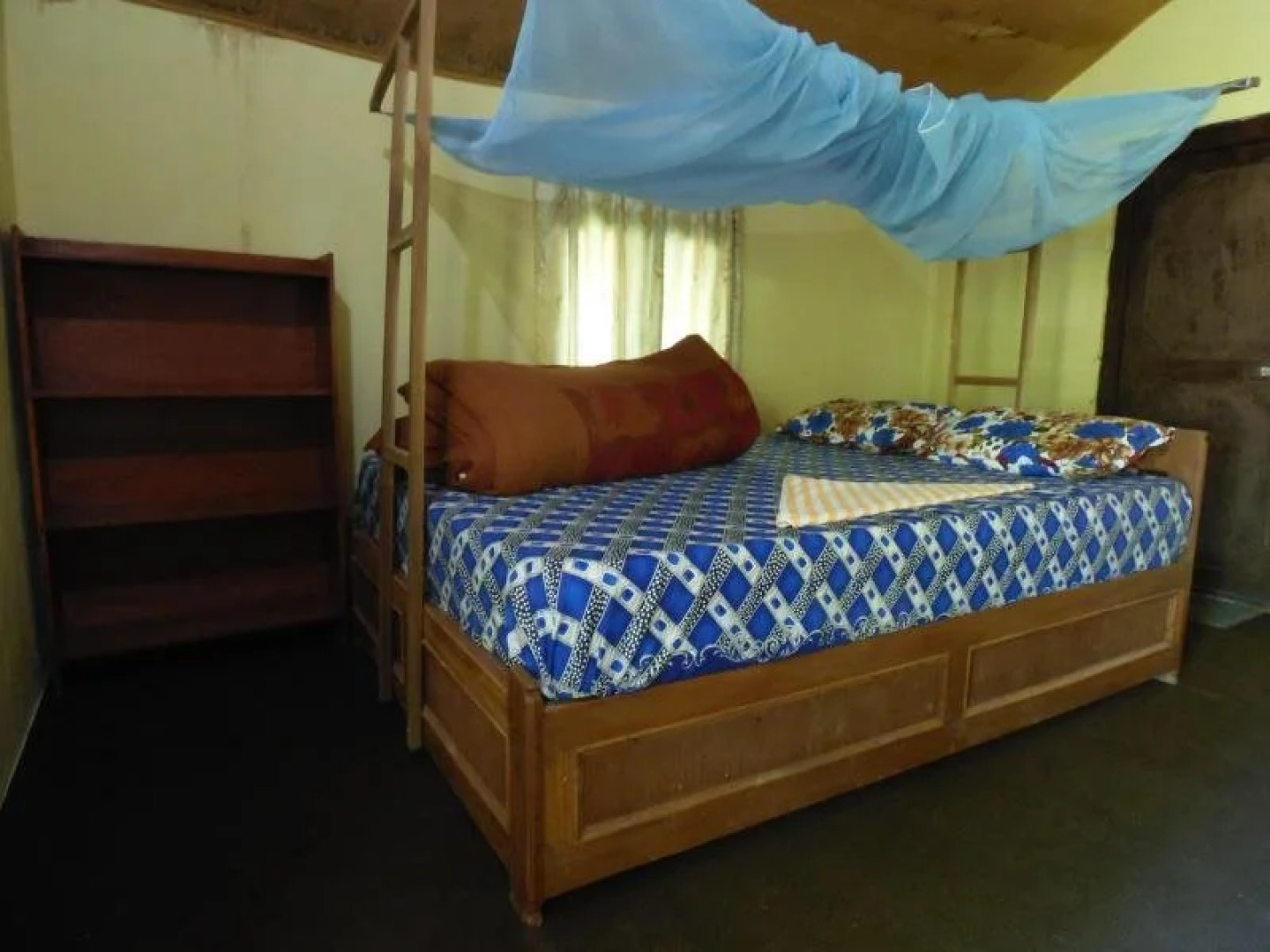 Bardia Kingfisher Resort