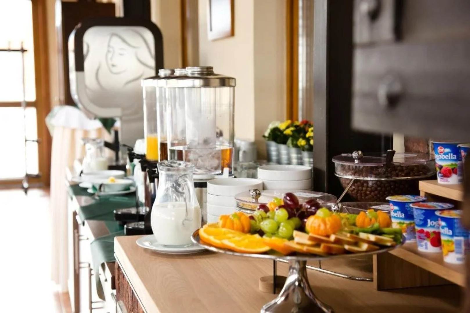 Equitana Hotel Resort